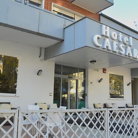 Hotel Caesar Pesaro Kültér fotó