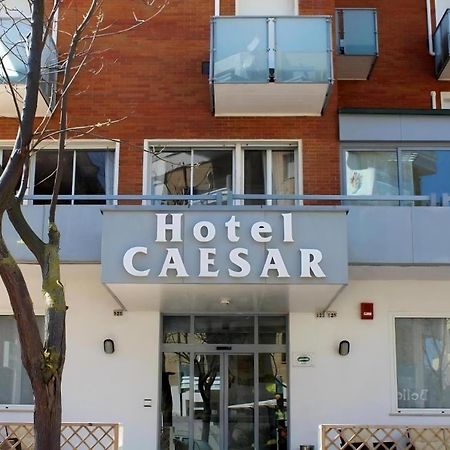 Hotel Caesar Pesaro Kültér fotó