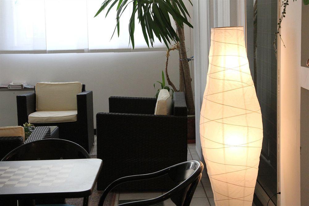 Hotel Caesar Pesaro Kültér fotó