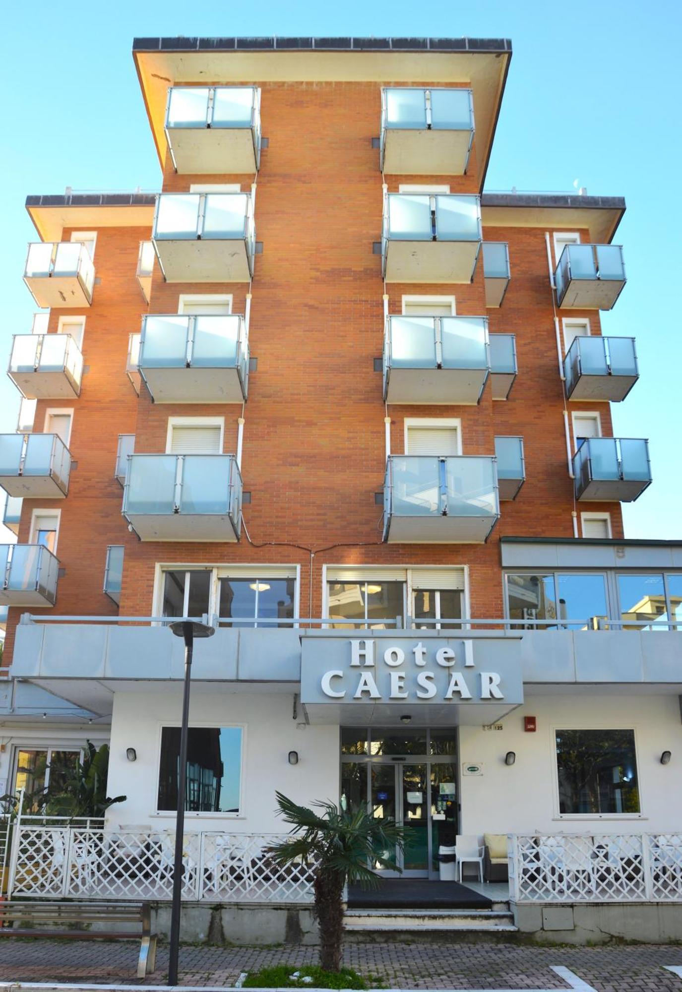 Hotel Caesar Pesaro Kültér fotó
