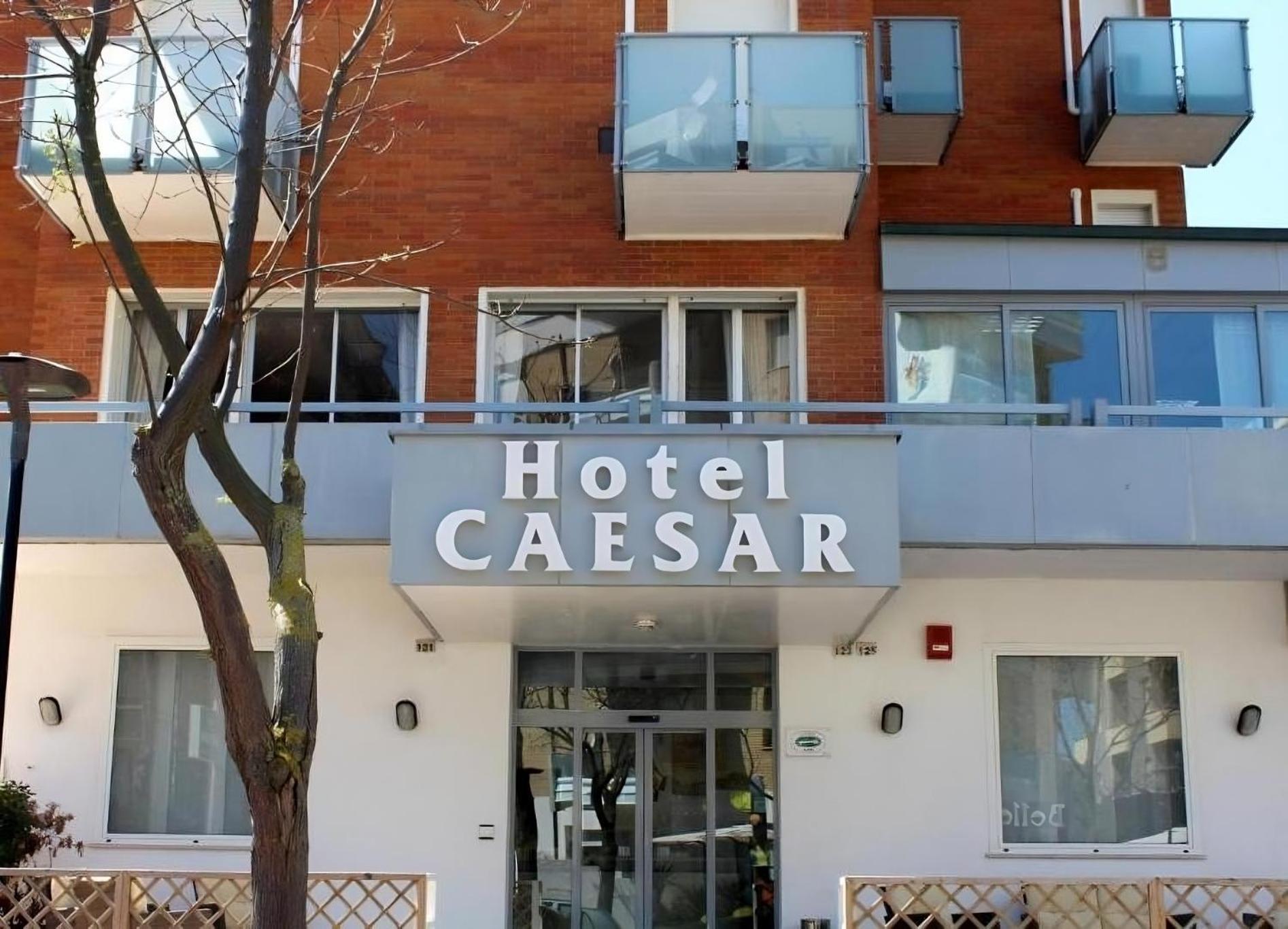 Hotel Caesar Pesaro Kültér fotó